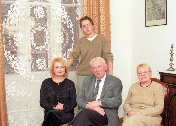 Gustaw Holoubek z rodzina