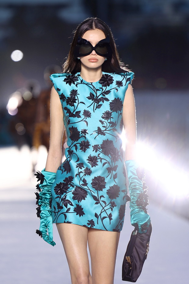 Versace FW23 Show - Runway Show