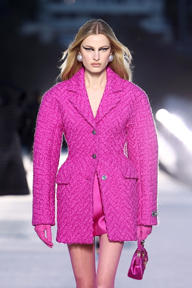 Versace FW23 Show - Runway Show