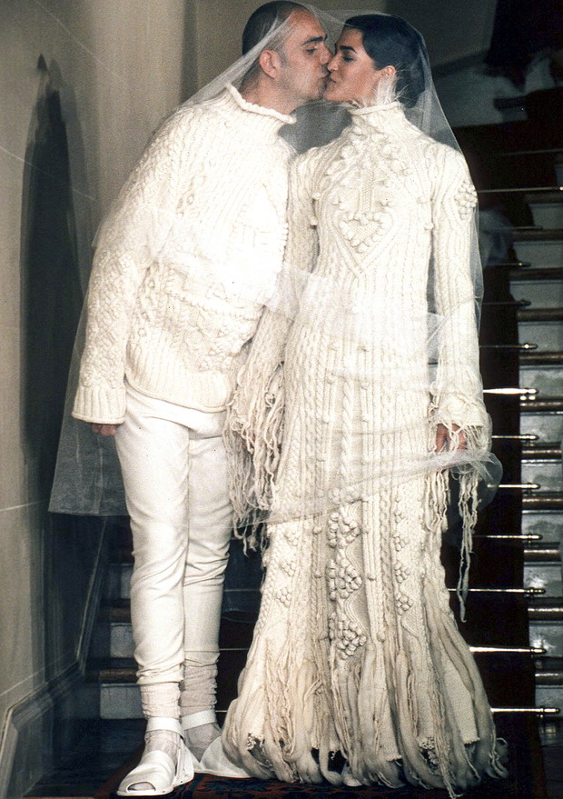 Jean Paul Gaultier - Runway - Fall/Winter 1998-1999 Paris Haute Couture Fashion Week