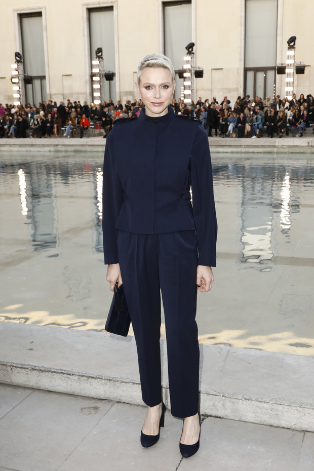 Akris : Front Row - Paris Fashion Week - Womenswear Spring/Summer 2023