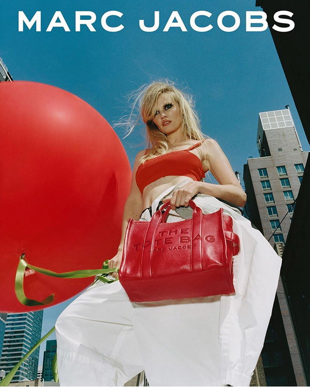 ©MARC JACOBS, Photography by Hanna Moon