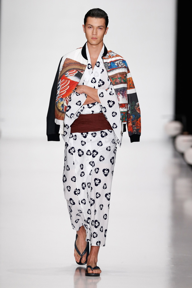 Tokyo Fashion Week Collections : Mercedes-Benz Fashion Week Russia S/S 2014