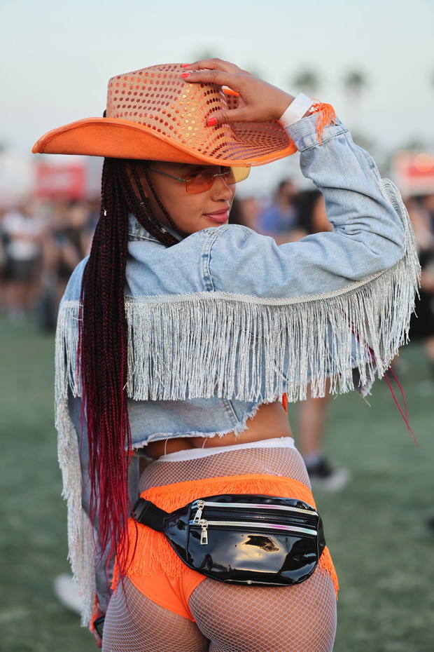 Street Style At The 2022 Coachella Valley Music And Arts Festival - Weekend 1