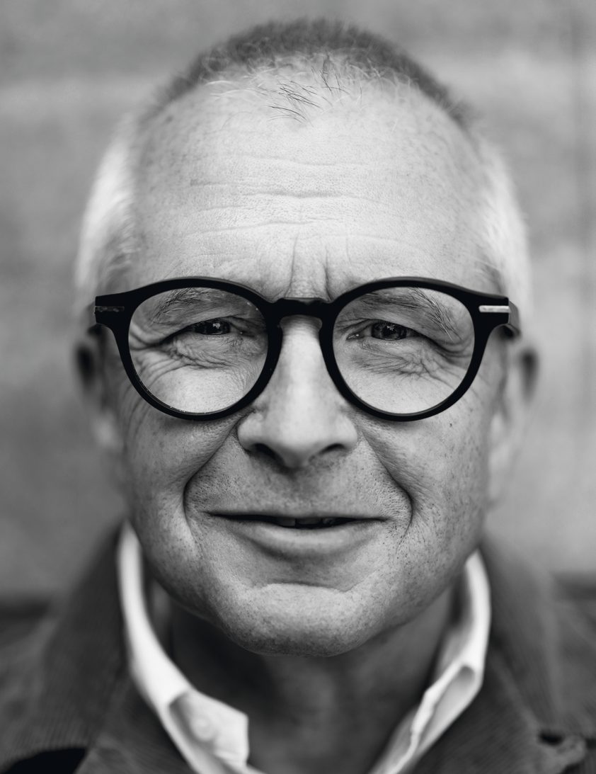 Jacek Dubois, VIVA!, czerwiec 2024 11/2024 - jamnik