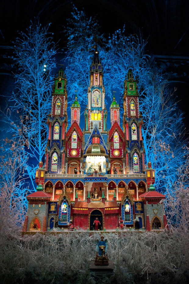 Szopka krakowska w katedrze Notre Dame w Pary?u