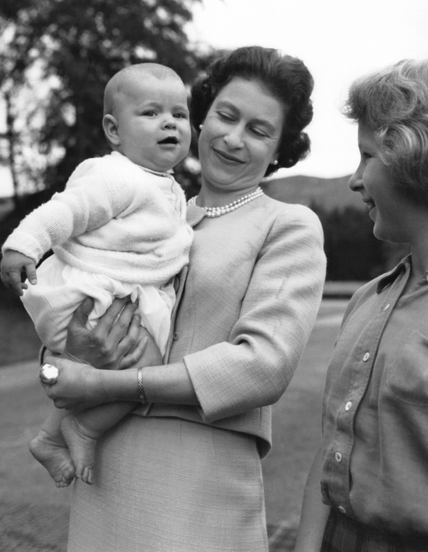 La Famille Royale Au Chateau De Balmoral