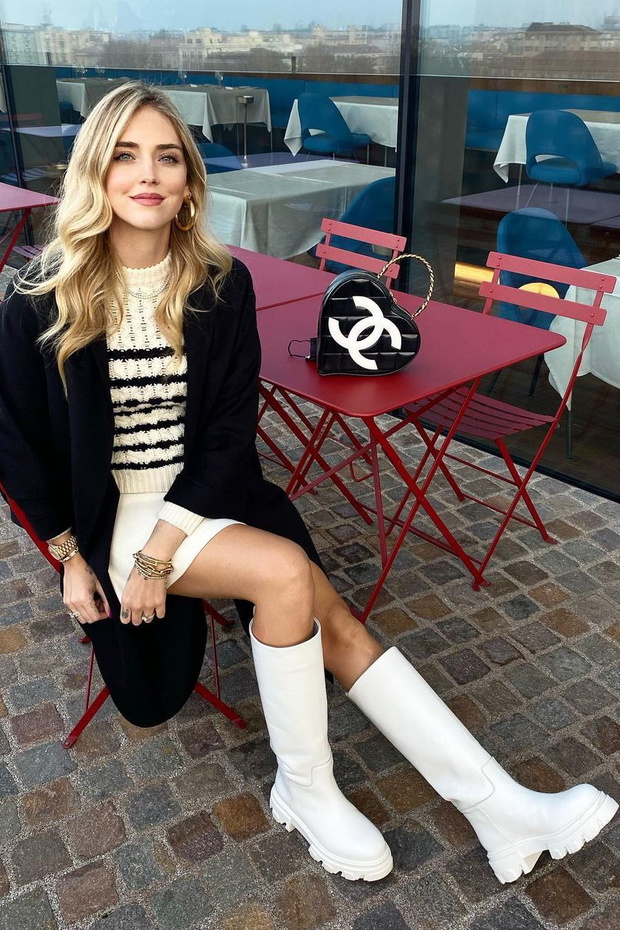 Chiara Ferragni w kaloszach