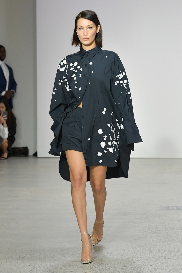 Oscar De La Renta - Runway - September 2017 - New York Fashion Week