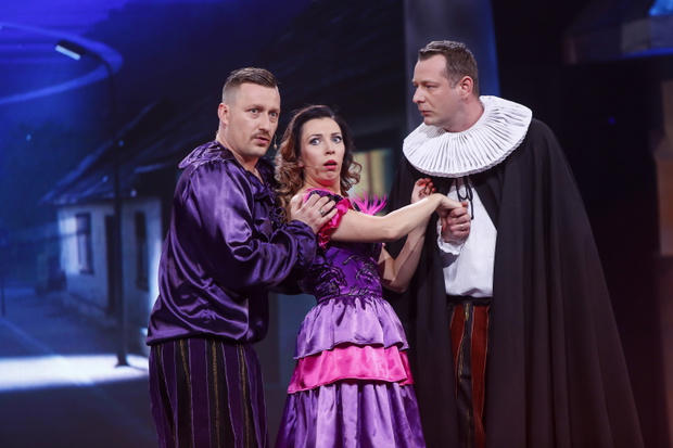 Tomasz Marciniak, Adrianna Borek, Kamil Piróg, Dzięki Bogu już weekend, "Dzięki Bogu już weekend", 2016