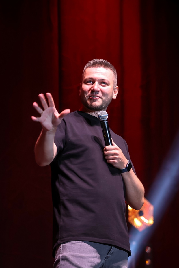 Gala Stand-Up Comedy