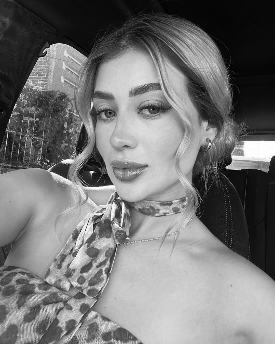 snapins-ai_3518919161487452751 bw