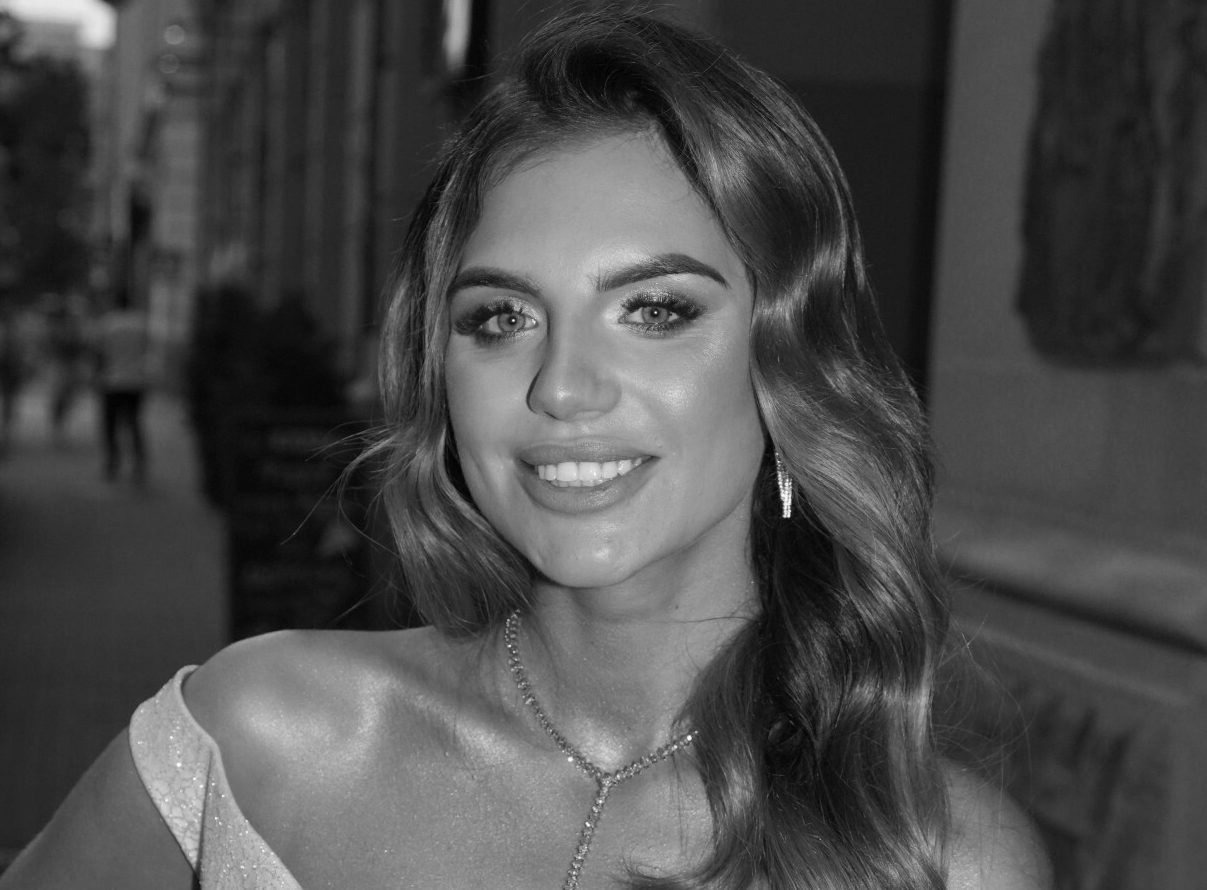 EN_01493456_0131 bw