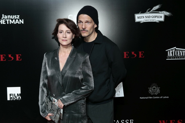 Maja Ostaszewska, Michał Englert, 05.10.2021 Warszawa Uroczysta premiera filmu Wesele w reżyserii Wojtka Smarzowskiego