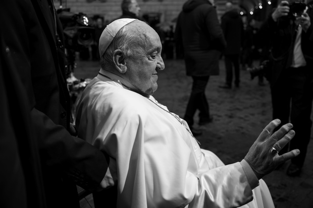 Papież Franciszek w pobliżu schodów hiszpańskich, Rzym, Włochy, 08.12.2024 r.