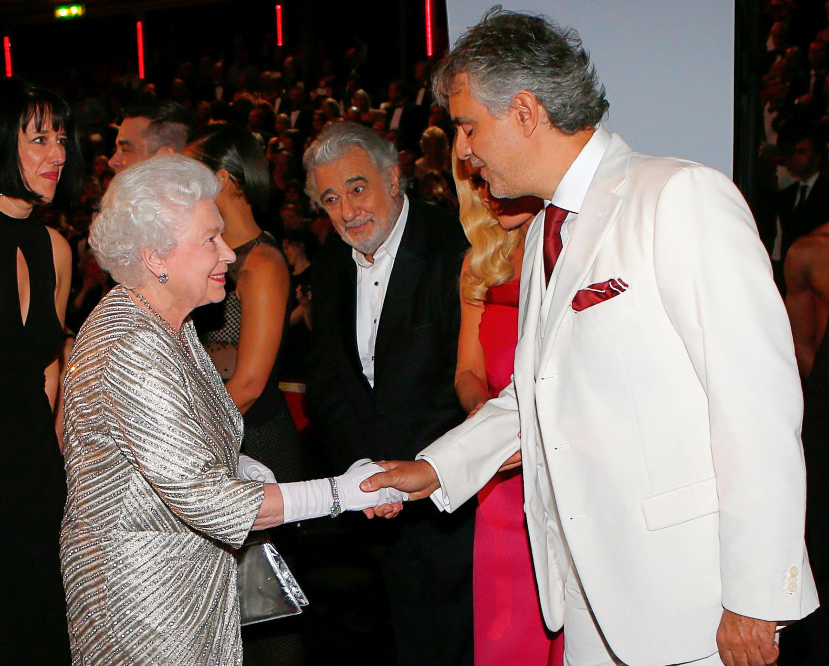 Królowa Elżbieta II, Andrea Bocelli, 2012
