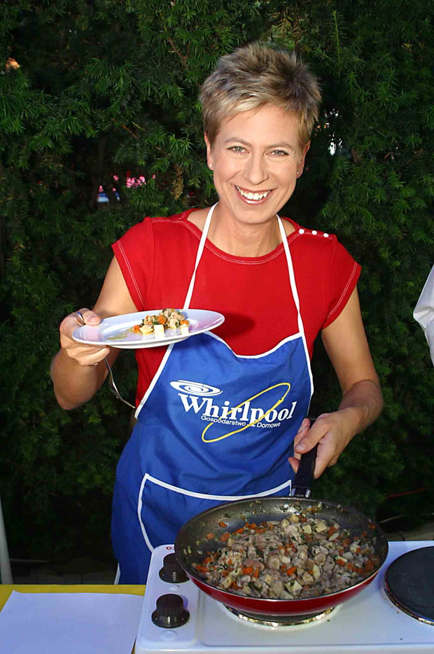 DOROTA WARAKOMSKA