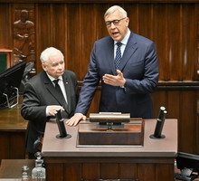 02.04.2025 Warszawa, Sejm. 32. posiedzenie Sejmu X kadencji Fot. Jacek Slomion/REPORTER N/z: Jarosław Kaczyński, Roman Giertych