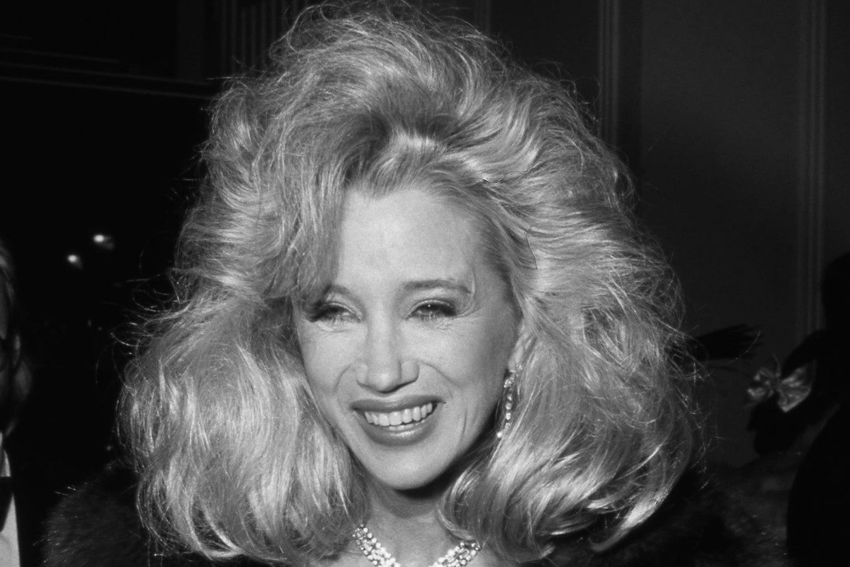 Sally Kirkland.