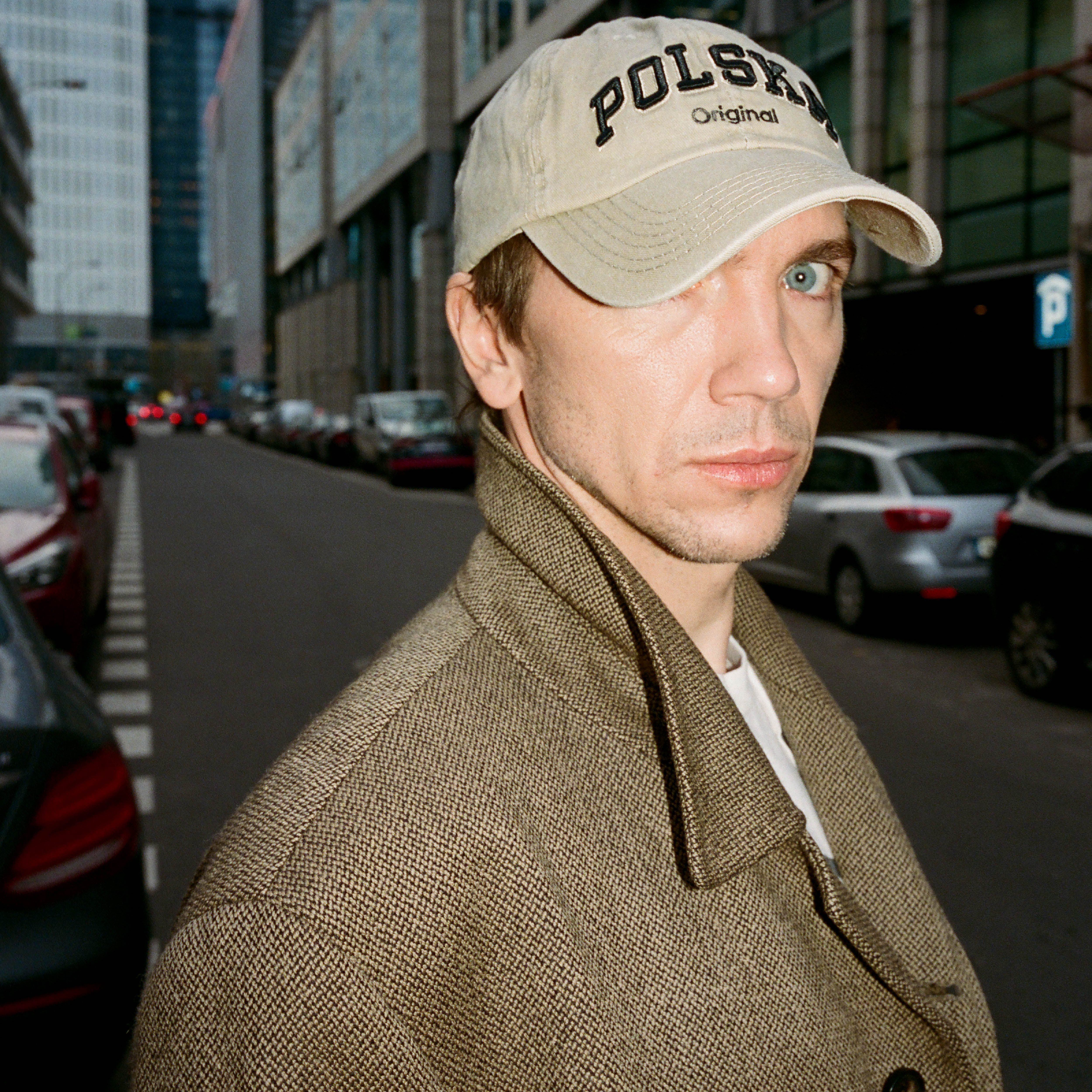 Jan Komasa, Viva! 22/2025