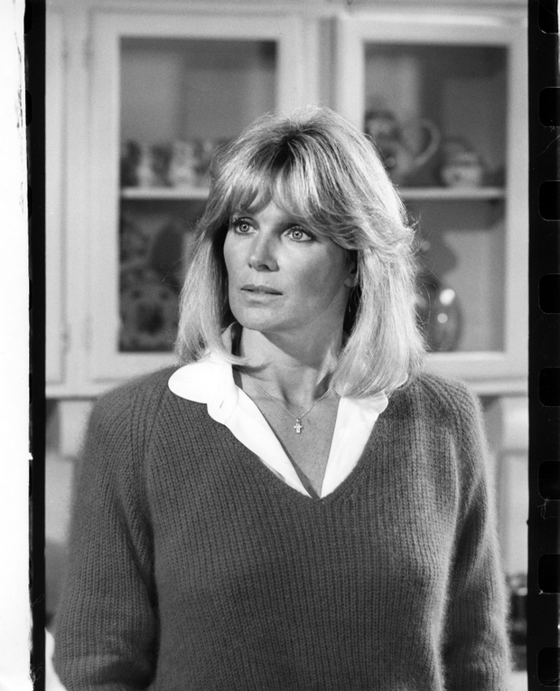 LINDA EVANS