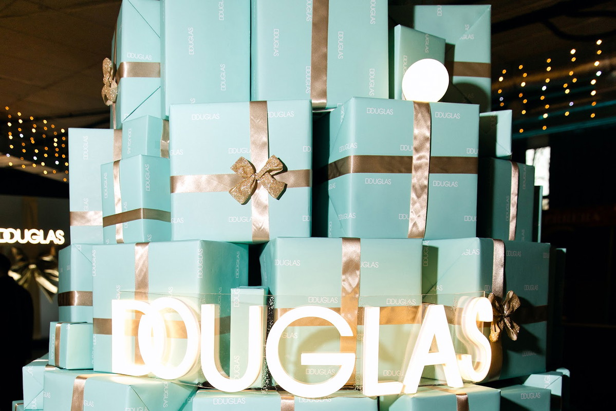 Douglas Pop Up