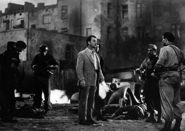 Scena z filmu "Eroica"