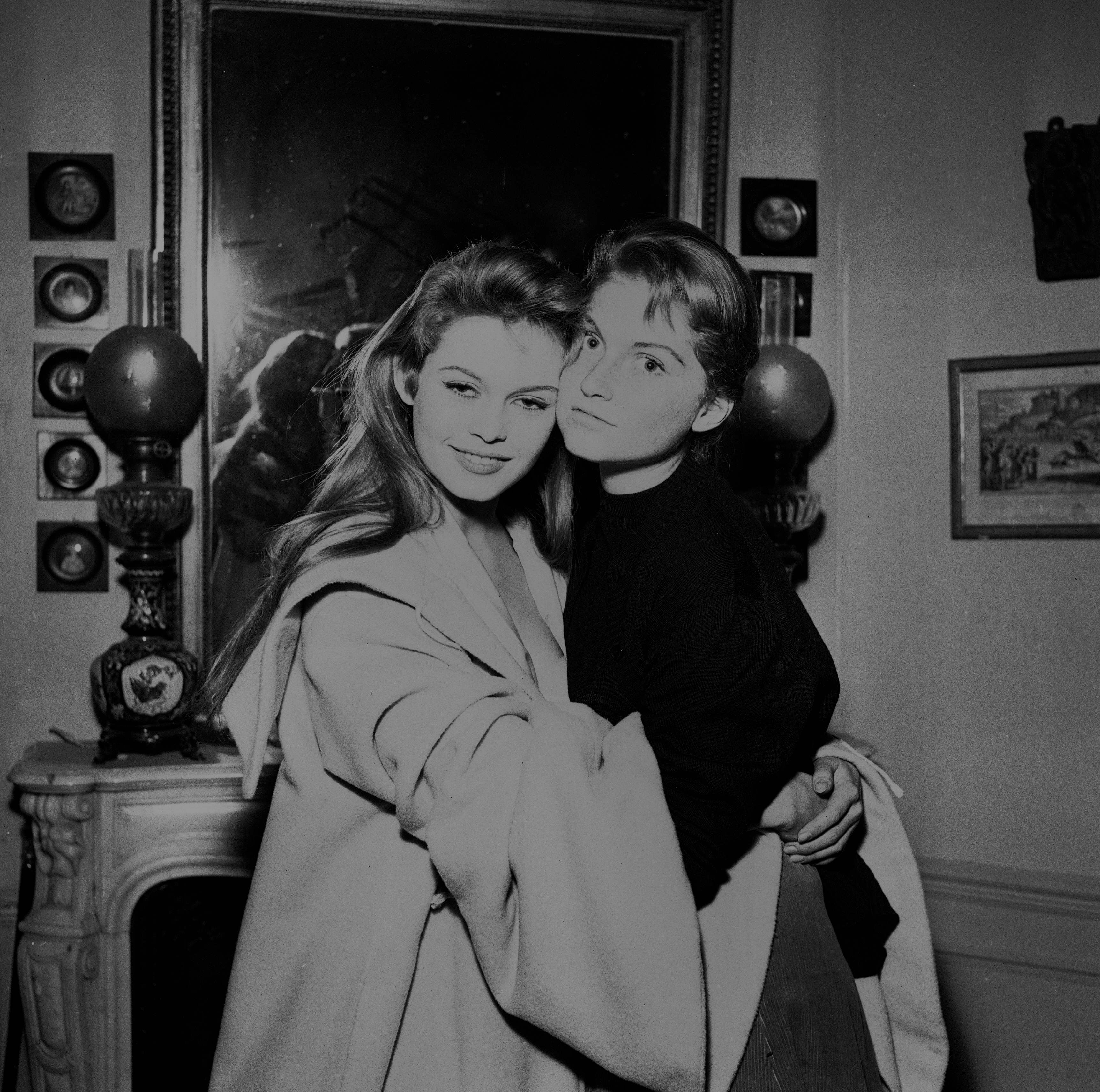 Brigitte Bardot i jej siostra Mijanou.