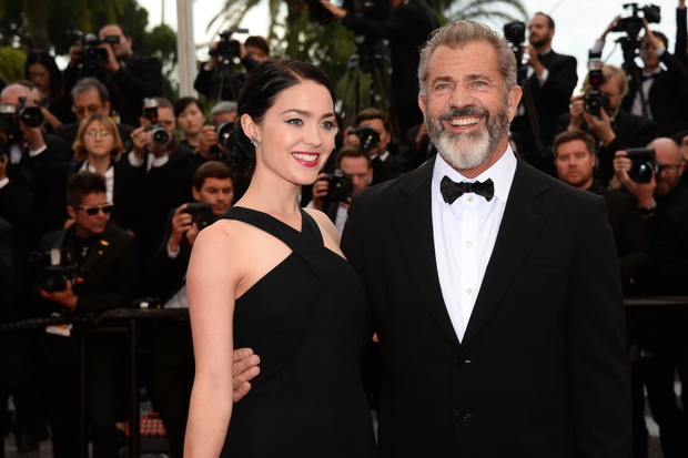 Mel Gibson, Rosalind Ross, 2016 rok