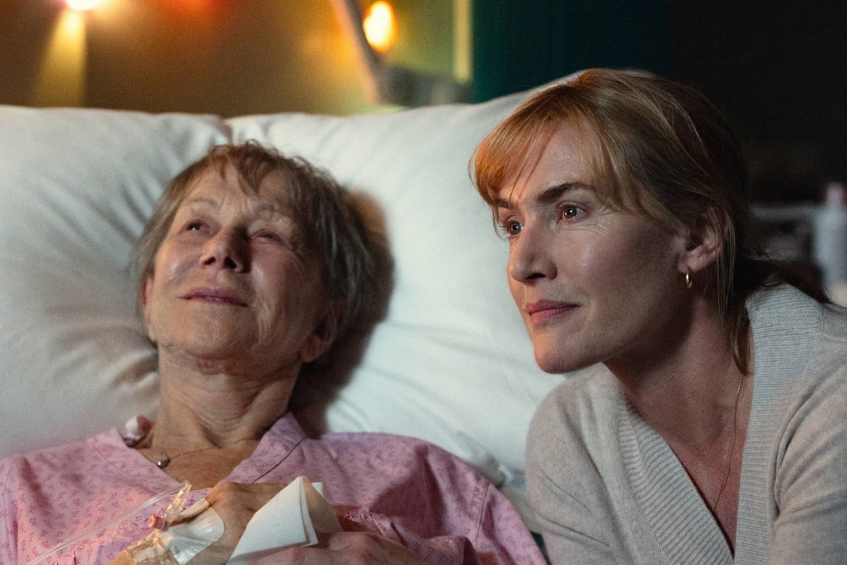 jamniki (2) Helen Mirren as June, Kate Winslet as Julia in "Goodbye June" (2025)