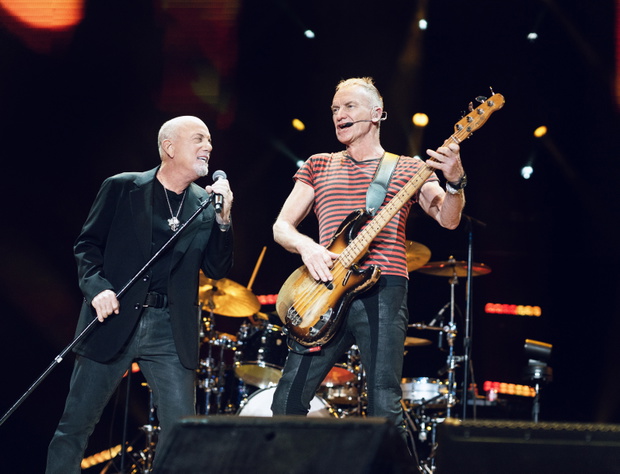 Billy Joel i Sting na koncercie w Indianapolis w lutym 2025 r.