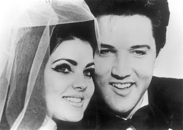 Elvis Presley i Priscilla Presley.