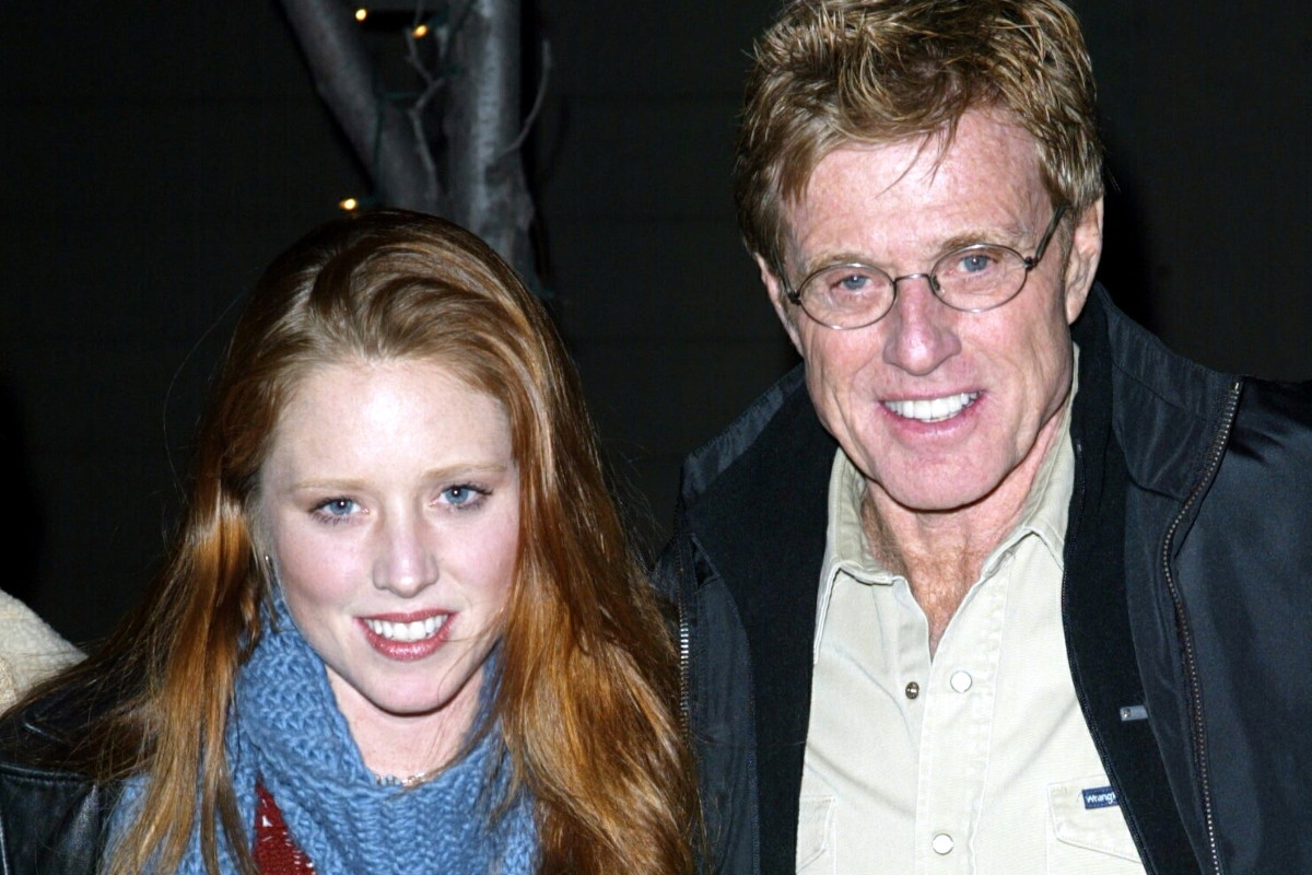 jamniki (2) - Robert Redford i Amy Redford, 2003 r.