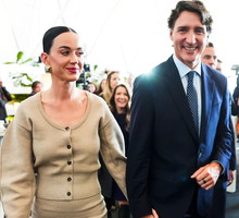 Katy Perry, Justin Trudeau, Davos, 2026