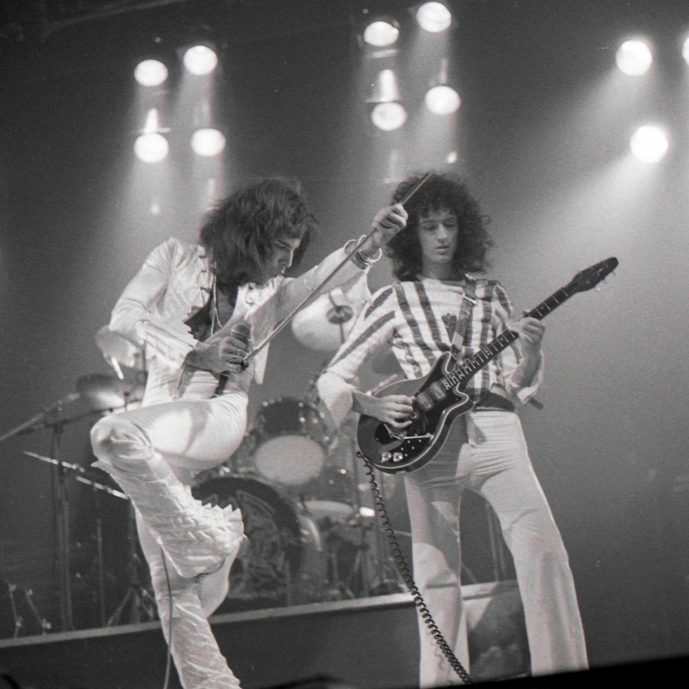 JAMNIK Queen, Freddie Mercury i Brian May, Londyn, 1975 r.