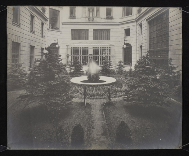 Patio - 1925