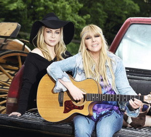 Maryla Rodowicz, Katarzyna Jasińska, VIVA, 13/2015