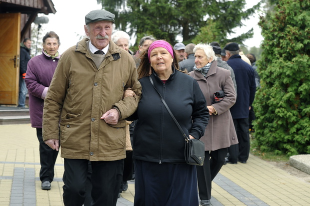 Franciszek Pieczka, Marta Lipińska