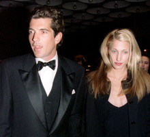 John F. Kennedy Jr. i Carolyn Bessette-Kennedy.