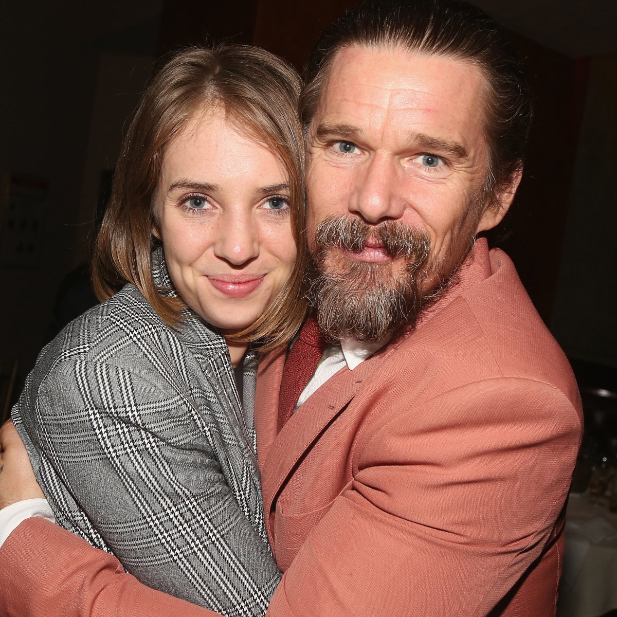 jamniki (2) - Maya Hawke i Ethan Hawke, 2019 r.