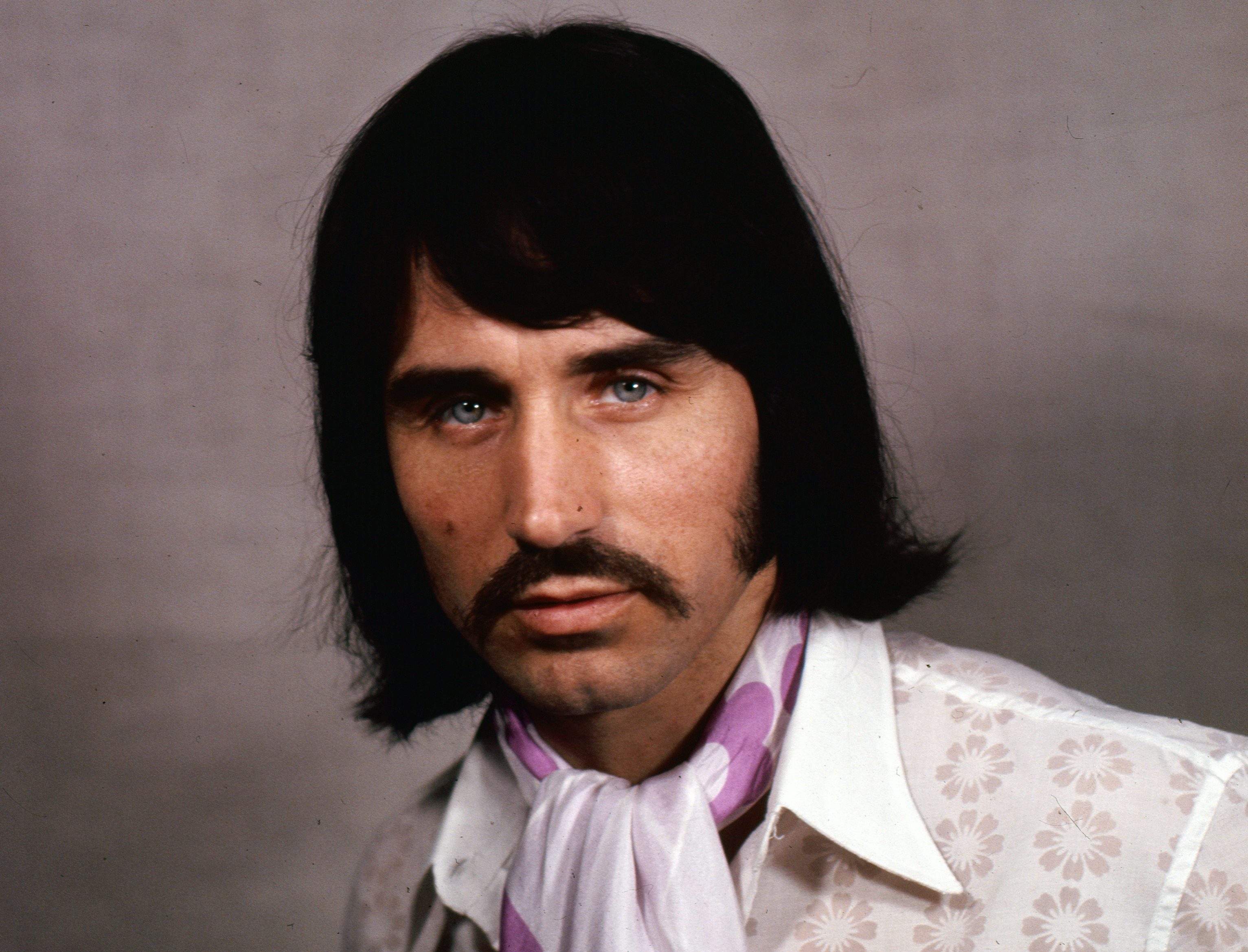 Czesław Niemen, Warszawa, lata 70. XX wieku - jamnik