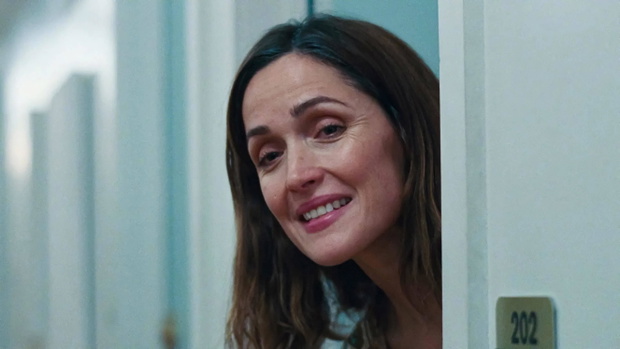 Rose Byrne w filmie "Kopnęłabym Cię gdybym mogła".