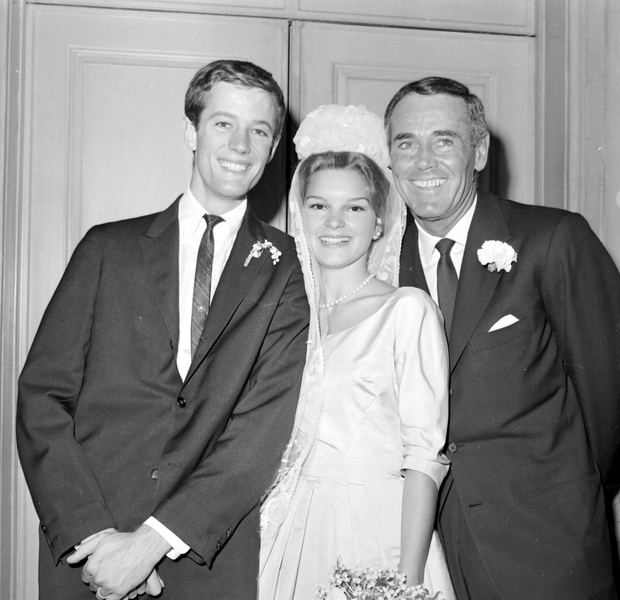 Peter Fonda z żoną i ojcem. 10.10.1961.