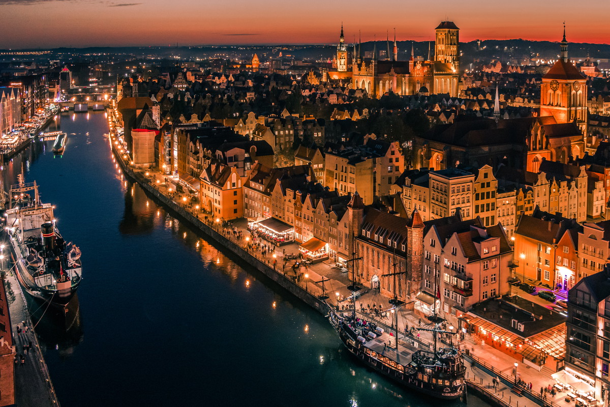 Gdańsk nocą