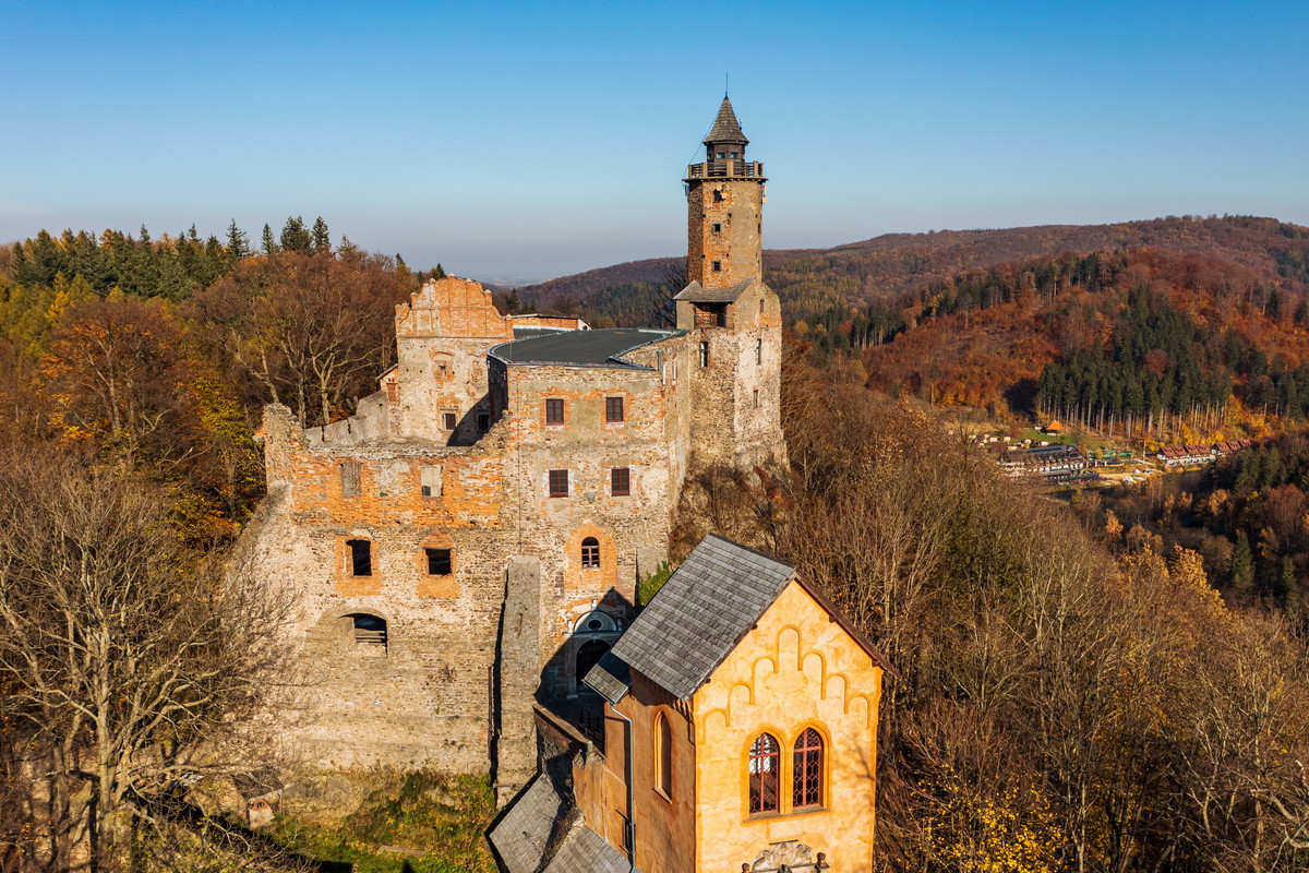 Zamek Grodno, Zagórza Śląskie, Dolnośląskie, Polska, Poland