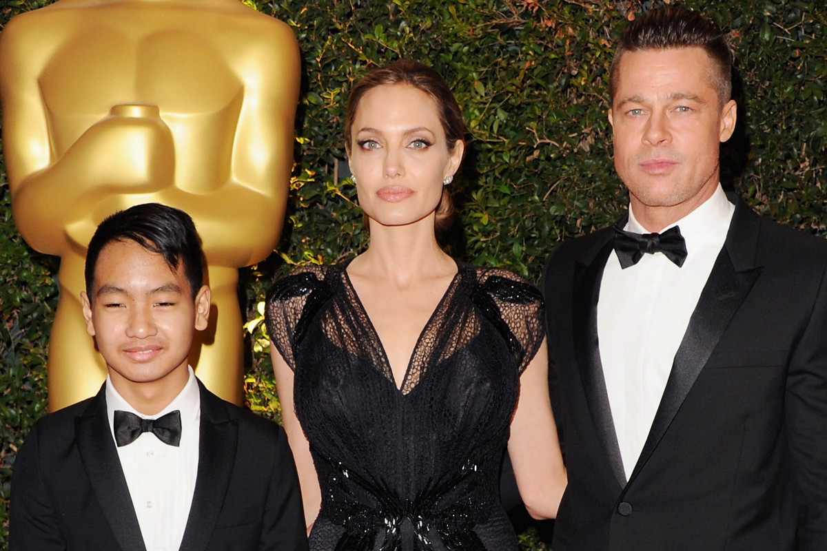 jamniki (2) - Angelina Jolie, Brad Pitt i Maddox Jolie-Pitt, 2013 r.