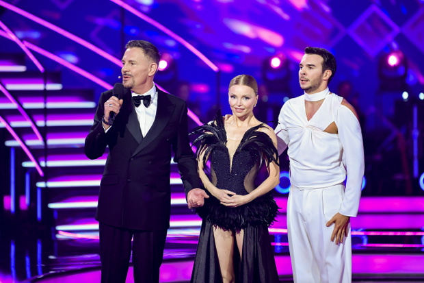 Albert Kosiński, Izabella Miko