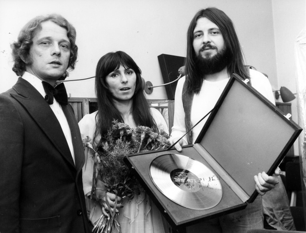 Mira Kubasińska, Tadeusz Nalepa, 1972. Zespół Breakout otrzymał złotą płytę za album Karate.