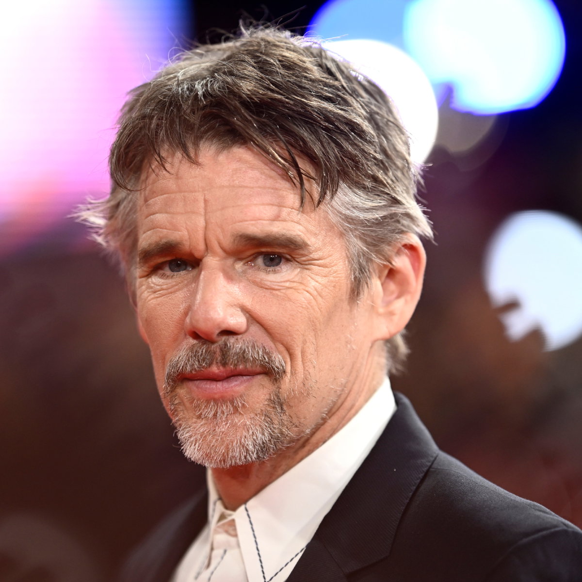 jamniki (2) - Ethan Hawke, 2025  r.