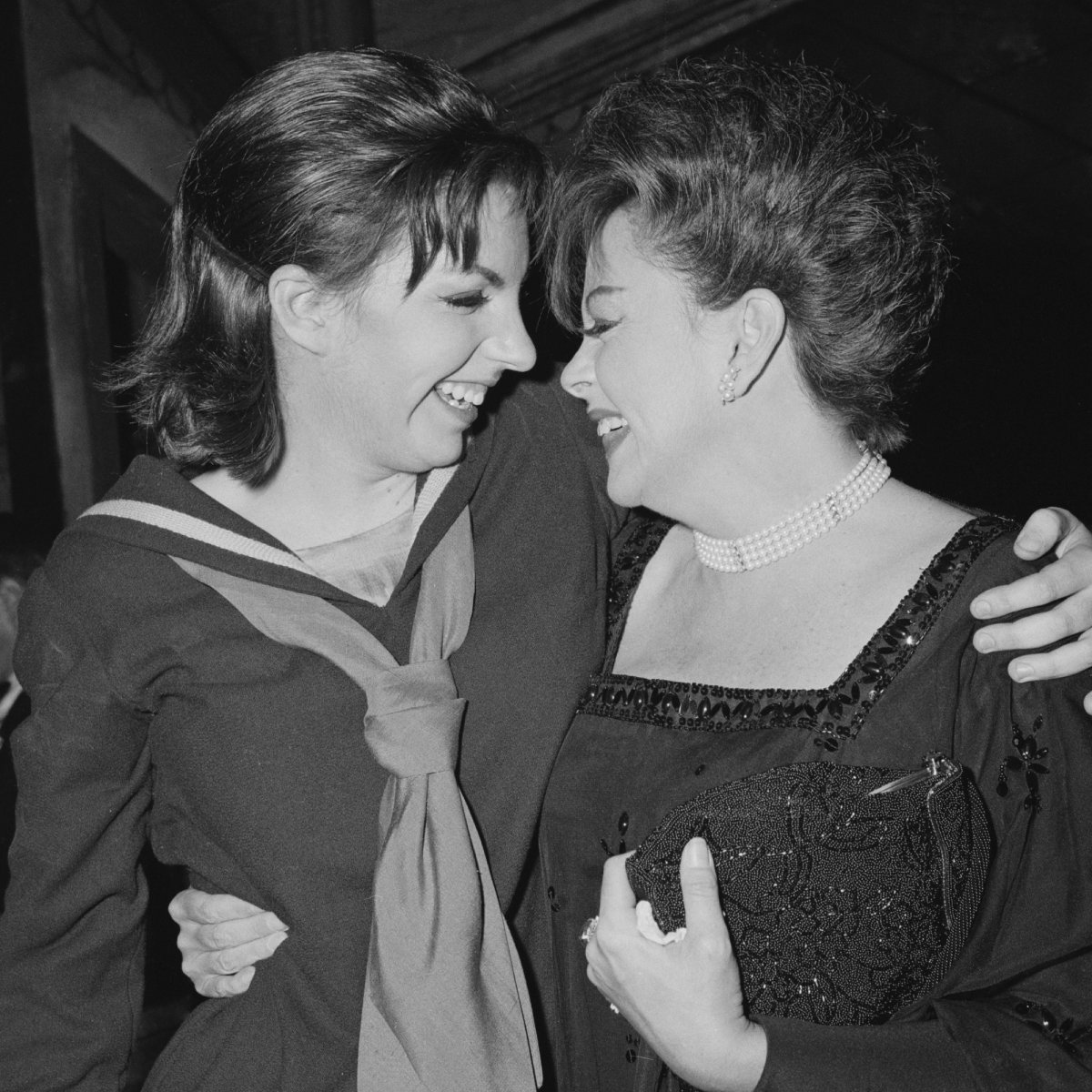 jamniki (2) - Liza Minnelli z mamą, Judy Garland 1965 r.